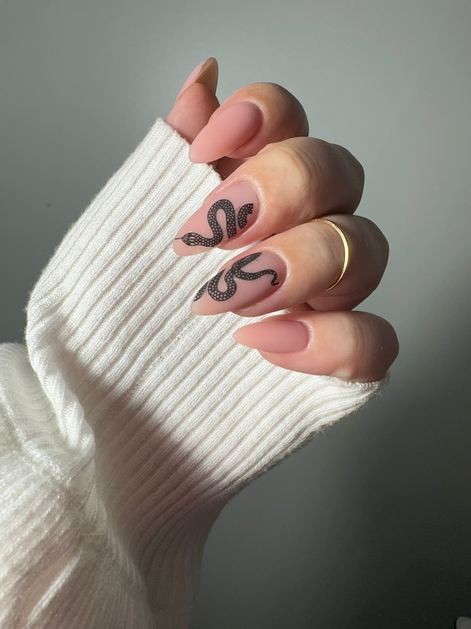 LyuNail Studio nail photo 7